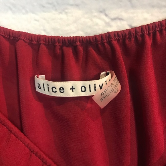 Alice + Olivia 100% Silk Off The Shoulder Top Blouse Red Womens Small Petite EUC - Picture 3 of 5